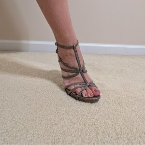 Bradley Mischka size 8 metallic high heel.
